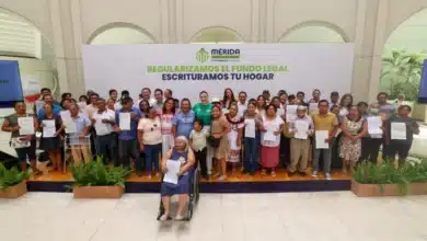 entregan 47 escrituras en comisarías de mérida
