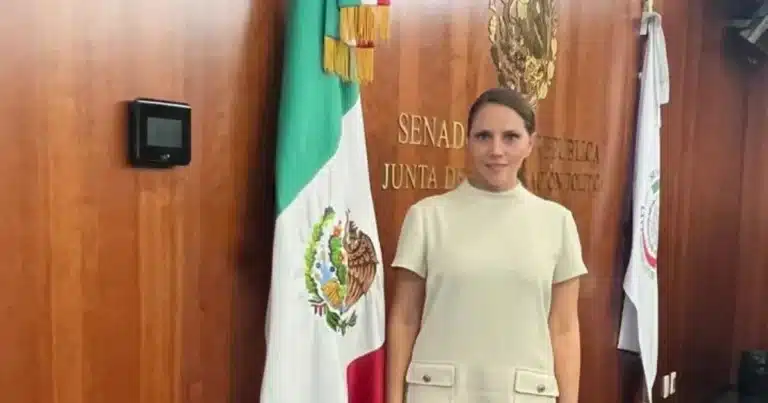 jennifer krystel castillo madrid expone ante el congreso ruta para consolidar la fiscalización estratégica (1)