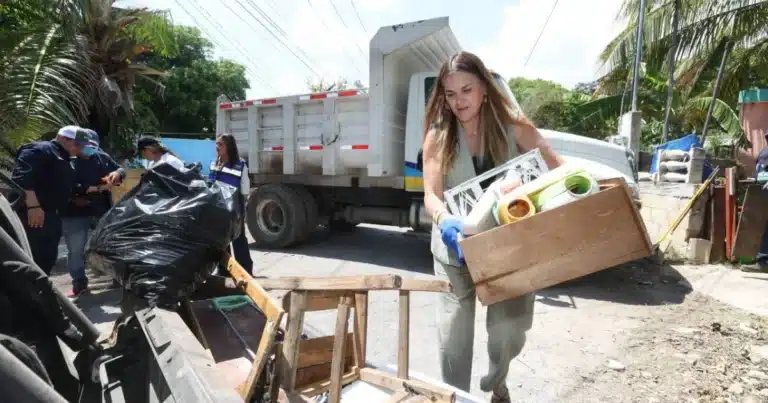 más de 700 clausuras y 25 mil anuncios retirados por mérida ordenada