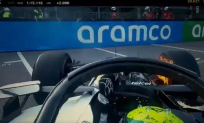 momento de tensión para checo pérez auto se incendia durante exhibición en f1