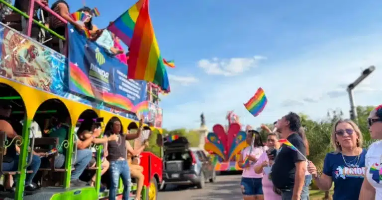participan más de 20 mil en la marcha lgbt en mérida