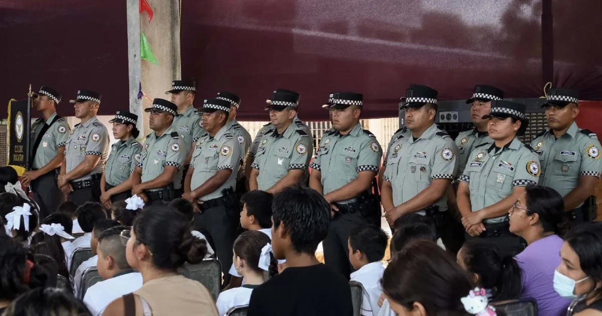 Primaria del sur de Mérida se convierte en la primera del país en llevar el nombre “Guardia Nacional”