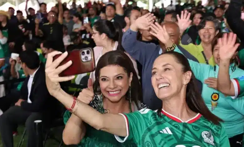 Sheinbaum asiste al Fan Fest de la Gustavo A. Madero junto a Clara Brugada