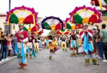 convites en oaxaca la tradición que llena de música y color la guelaguetza