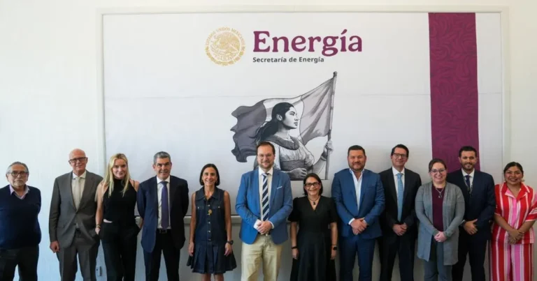cubico y cfe firman un acuerdo histórico para desarrollar 578 mw ac de proyectos de energía renovable en méxico