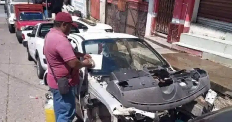 ¿Tienes un taller mecánico? Así puedes evitar multas por dejar autos en la vía pública (Foto de internet)