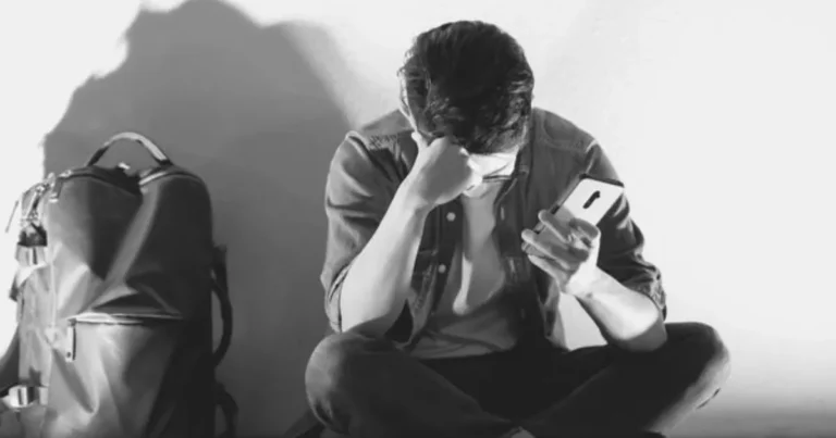 Depresión y ansiedad en jóvenes por "tecnoadicción" (Foto de internet)