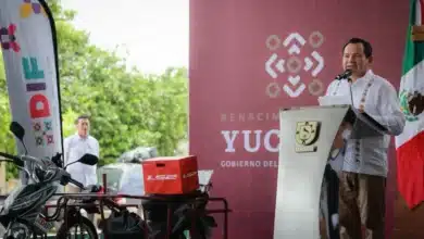 entregan motos adaptadas y aparatos funcionales a 58 personas con discapacidad en yucatán