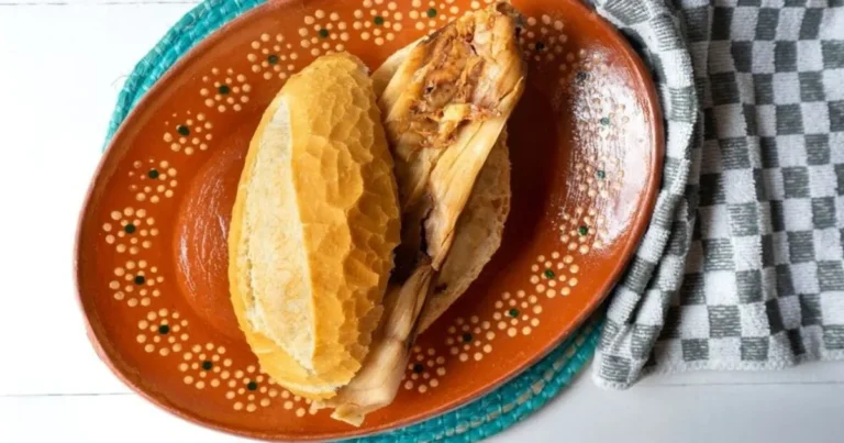 guajolota la historia del tradicional desayuno mexicano que conquistó las calles de la cdmx