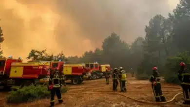 incendios forestales en grecia dejan tres bomberos muertos mientras españa estabiliza megaincendio