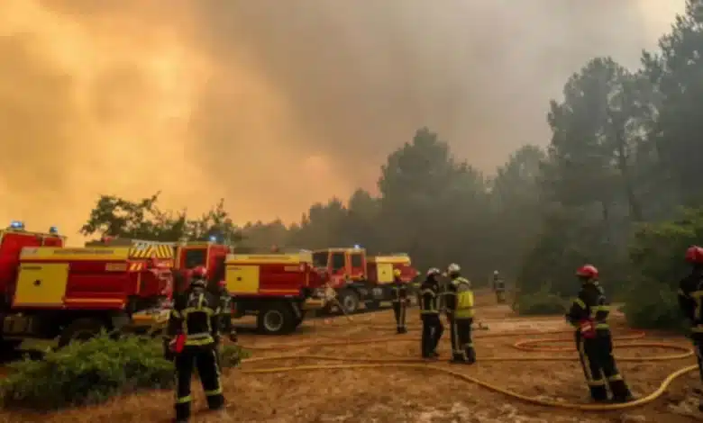 incendios forestales en grecia dejan tres bomberos muertos mientras españa estabiliza megaincendio