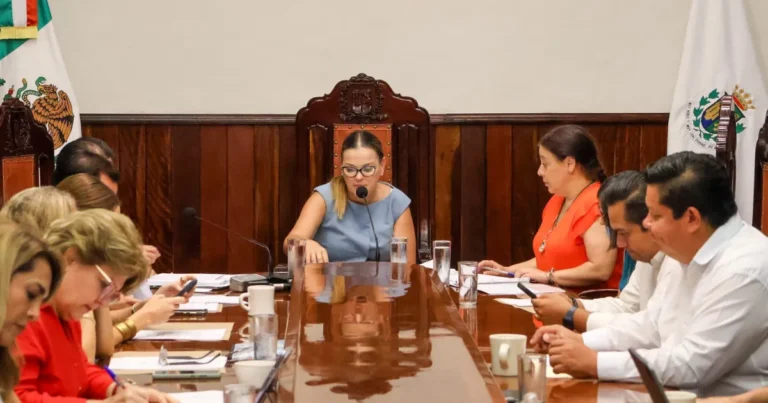 mérida reforzará servicios públicos con nuevas unidades y alista decoración para las fiestas patrias