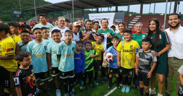 tekax estrena cancha de fútbol 5 para impulsar el deporte y la convivencia