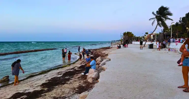 vacaciones de verano impulsan turismo en yucatán playas, cenotes y pueblos mágicos lideran la afluencia