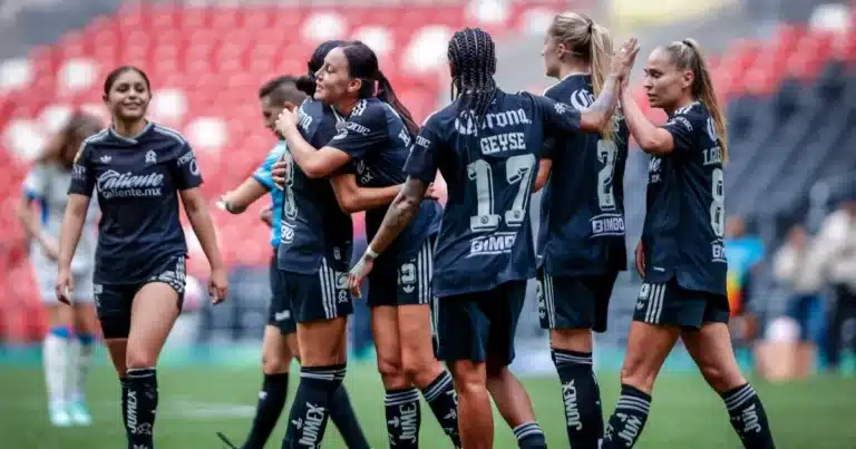américa femenil regresa al azteca con goleada histórica de 10 0 ante cruz azul