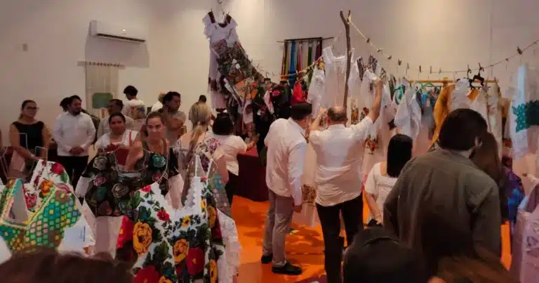 cada puntada cuenta la historia de yucatán