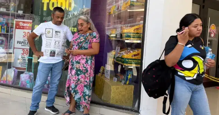 cuando el celular roba la atención la distracción que crece en las calles de mérida