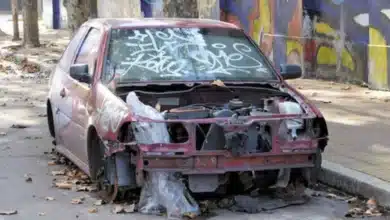Retiran 160 vehículos abandonados de las calles de Mérida (Foto de cortesía)