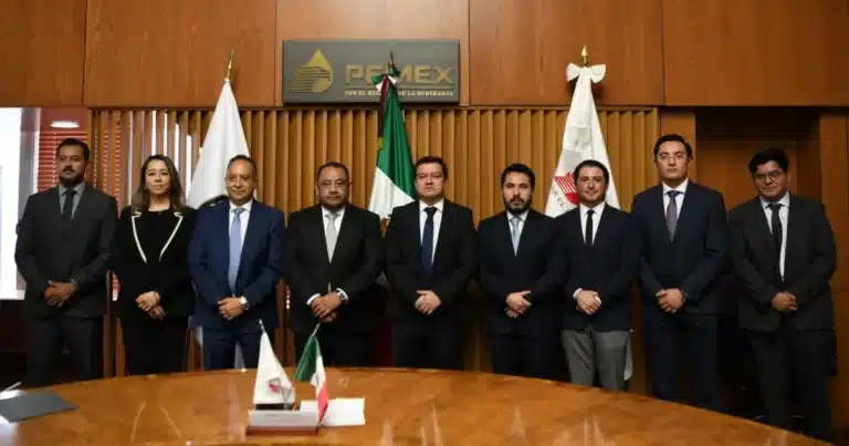 SHCP, UIF y Pemex suscriben convenio (Foto de cortesía)