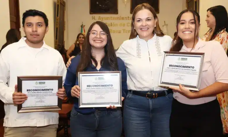jóvenes de mérida llevan propuestas de inteligencia artificial al cabildo