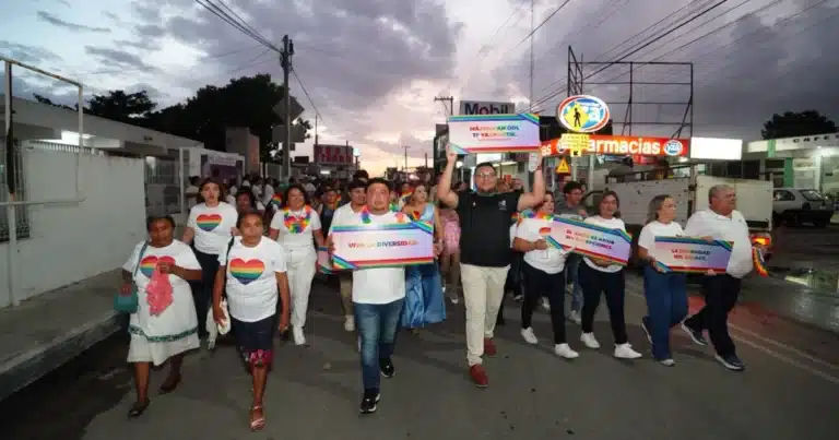 kanasín reúne a más de 700 personas en marcha por la inclusión de la comunidad lgbtttqi+