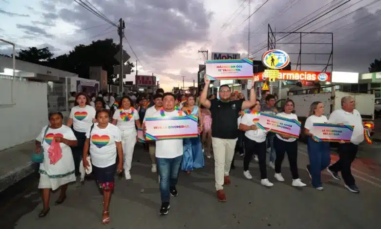 kanasín reúne a más de 700 personas en marcha por la inclusión de la comunidad lgbtttqi+