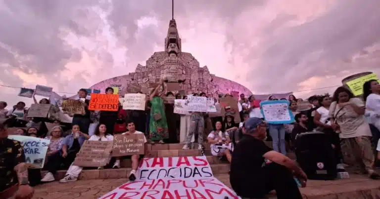 Protestan en Mérida contra proyecto inmobiliario en dunas de Chuburná