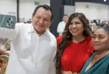 reconocen en yucatán a más de 3,800 trabajadores de apoyo a la educación