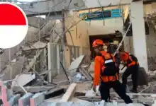Trágico sismo sacude el este de Indonesia y deja decenas de víctimas (Foto AP)