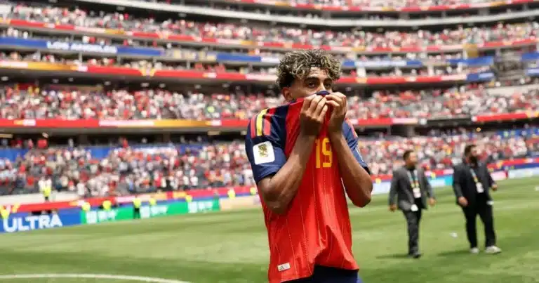 lamine yamal brilla y divide opiniones tras su gol