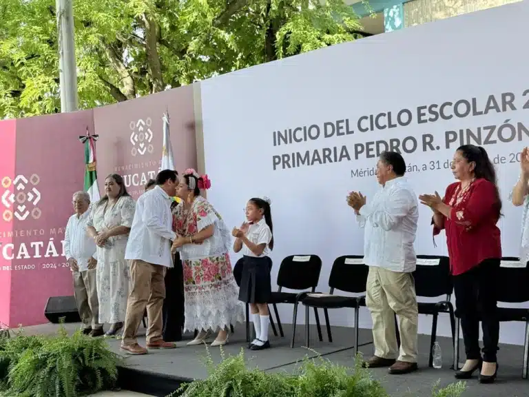 más de 605 mil estudiantes vuelven a las aulas en yucatán