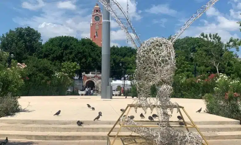 mérida estrena 180 adornos tricolores por las fiestas patrias