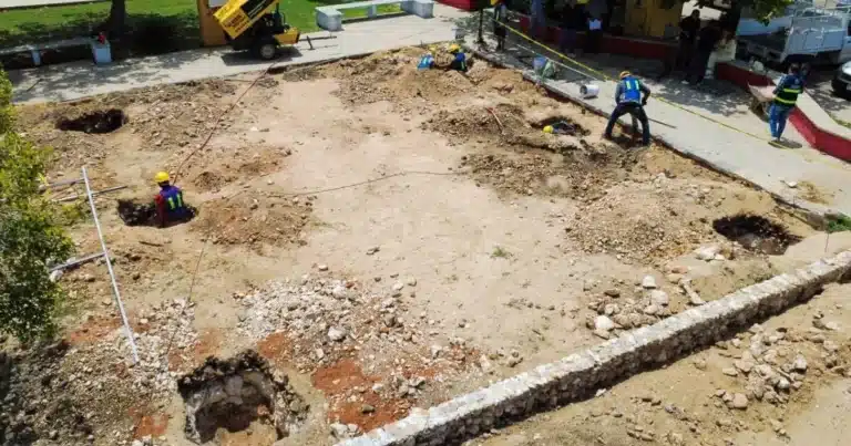 supervisa cecilia patrón obras de mejoramiento urbano en el centro y oriente de la ciudad