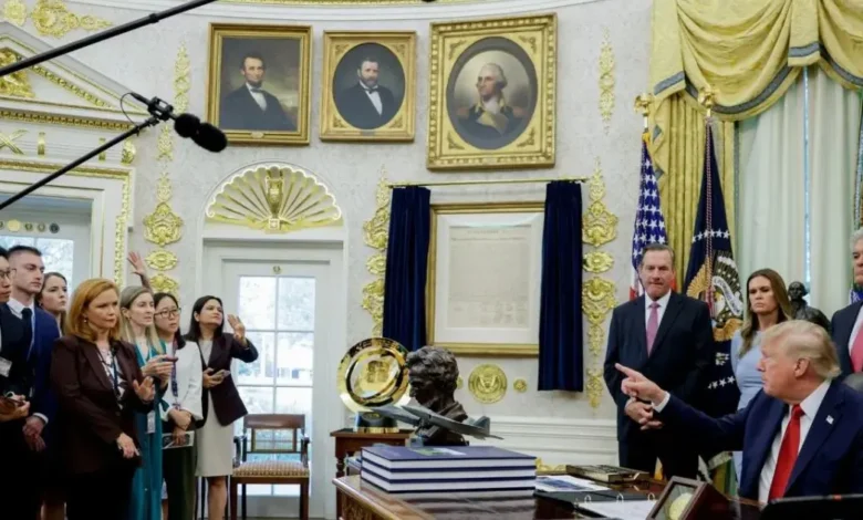 trump tv casa blanca lanza canal 247 tras veto a cnn, ms now y politico