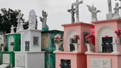 Anuncian horarios de misas y visitas a panteones el 2 de noviembre en Mérida