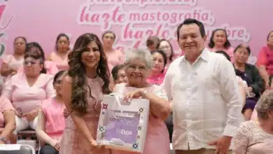DIF Yucatán entregó 100 kits al cierre de la Agenda Rosa