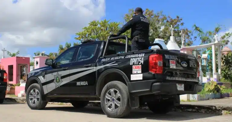 Refuerzan vigilancia en mercados y panteones de Mérida por Día de Muertos (Foto de cortesía)