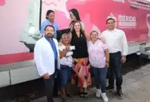 Cecilia Patrón visita Mastógrafo Municipal y llama a prevenir el cáncer de mama (Foto de cortesía)