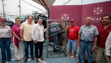 entregan 214 motores a pescadores de yucatán con inversión de 20 mdp