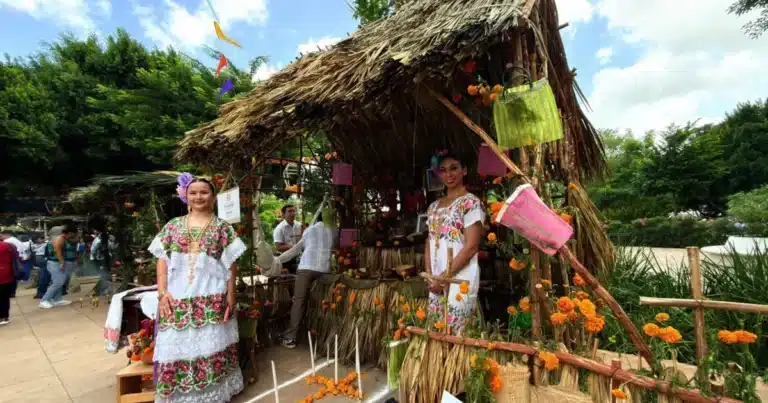 gran muestra estatal de altares reúne 62 ofrendas y más de 3 mil visitantes en mérida