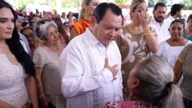 japay condona deuda de agua a mujer de 70 años y gestionan su pensión ante el issste