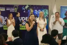 Jóvenes proponen soluciones con IA para Mérida