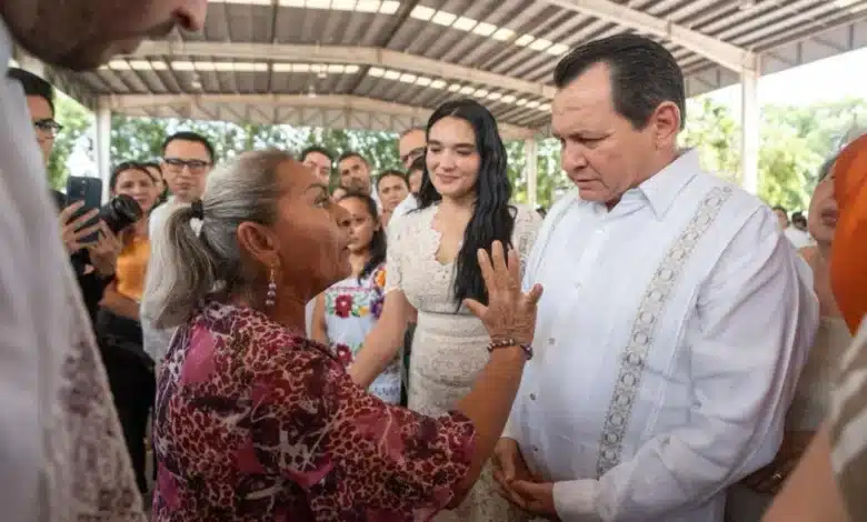 pensión resuelta, adeudo condonado y pozo en reparación la atención a doña josefina